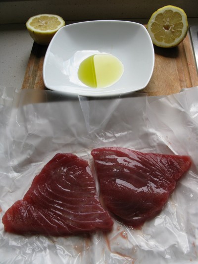 Tagliata di tonno al sesamo