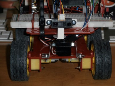 Robot 4WD fronte sharp