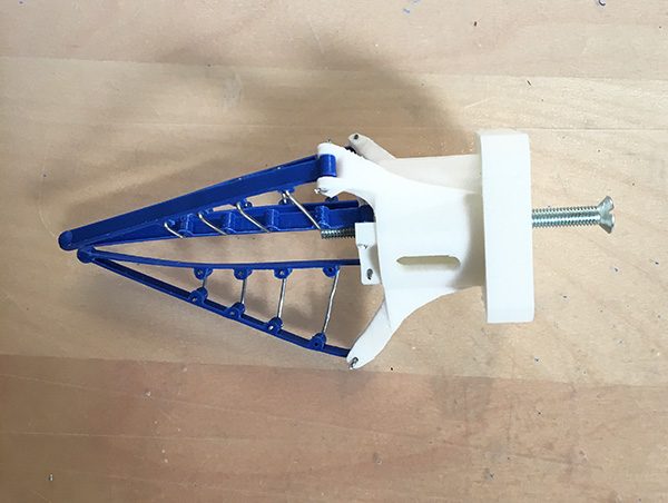 adaptive gripper 3d printed completed picture side