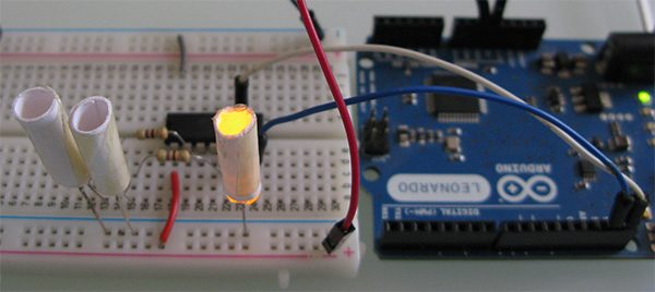 Attiny84 Arduino Led yellow