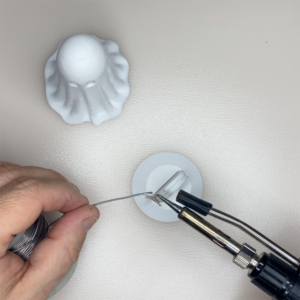 halloween ghost assemble battery solder