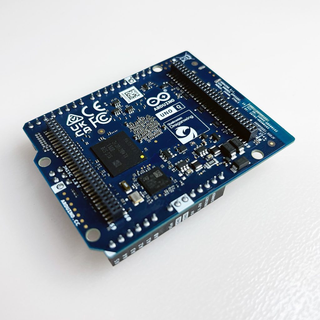 Arduino uno q retro
